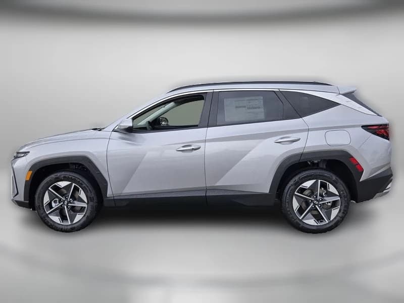 Hyundai Tucson SEL Premium FWD 2026 — side view
