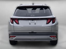 Hyundai Tucson SEL Premium FWD 2026 — side view