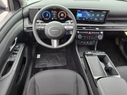 Hyundai Tucson SEL Premium FWD 2026 — side view