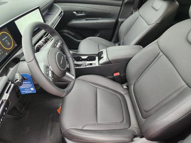 Hyundai Tucson SEL Premium FWD 2026 — side view
