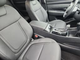 Hyundai Tucson SEL Premium FWD 2026 — side view
