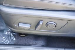 Hyundai Tucson SEL Premium FWD 2026 — side view