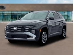 Hyundai Tucson SEL Premium AWD 2026 — side view