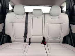 Hyundai Tucson SEL Premium AWD 2026 — side view
