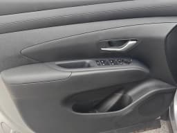Hyundai Tucson SEL Premium AWD 2026 — side view