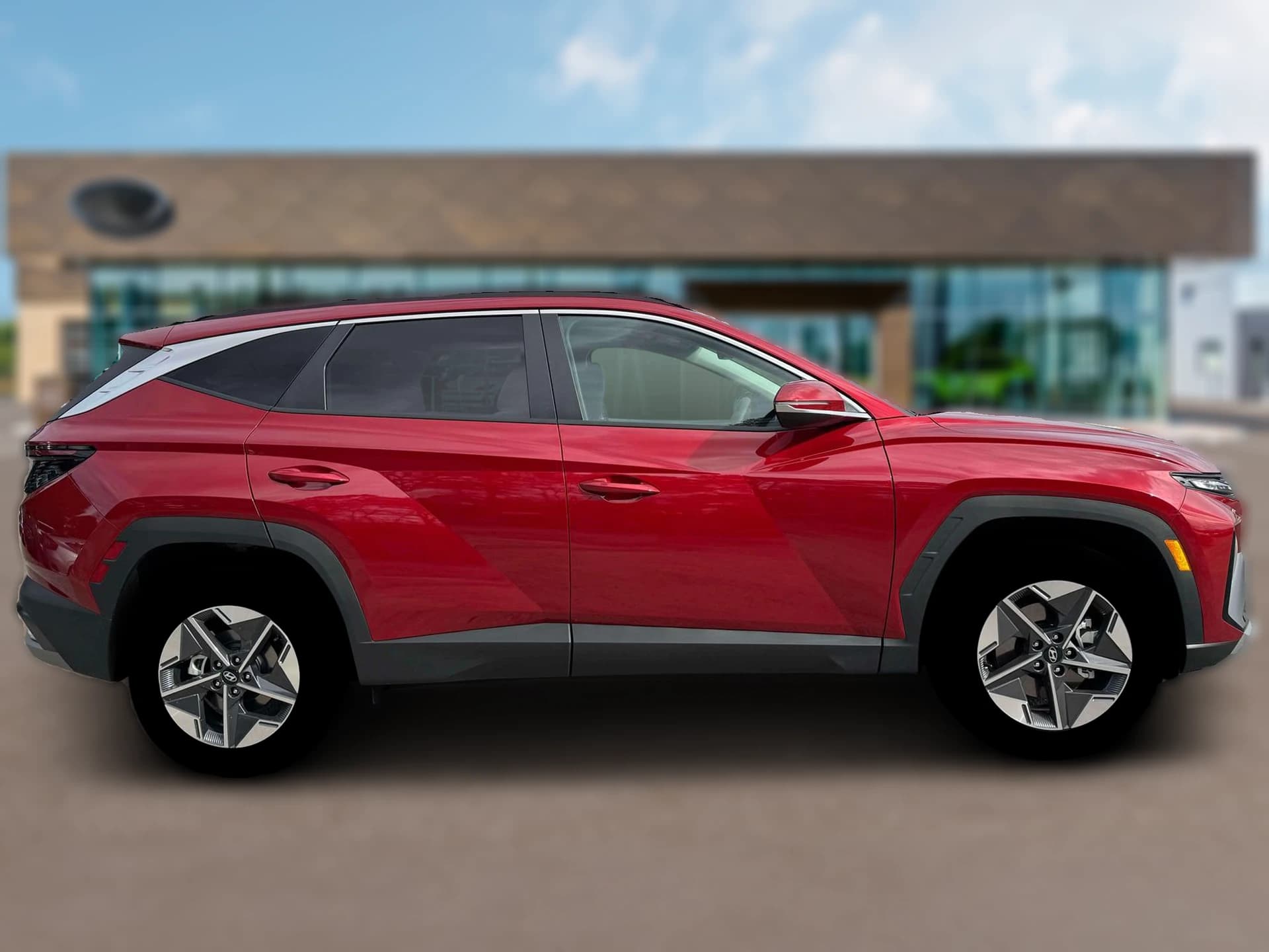 Hyundai Tucson SEL Premium AWD 2026 — side view