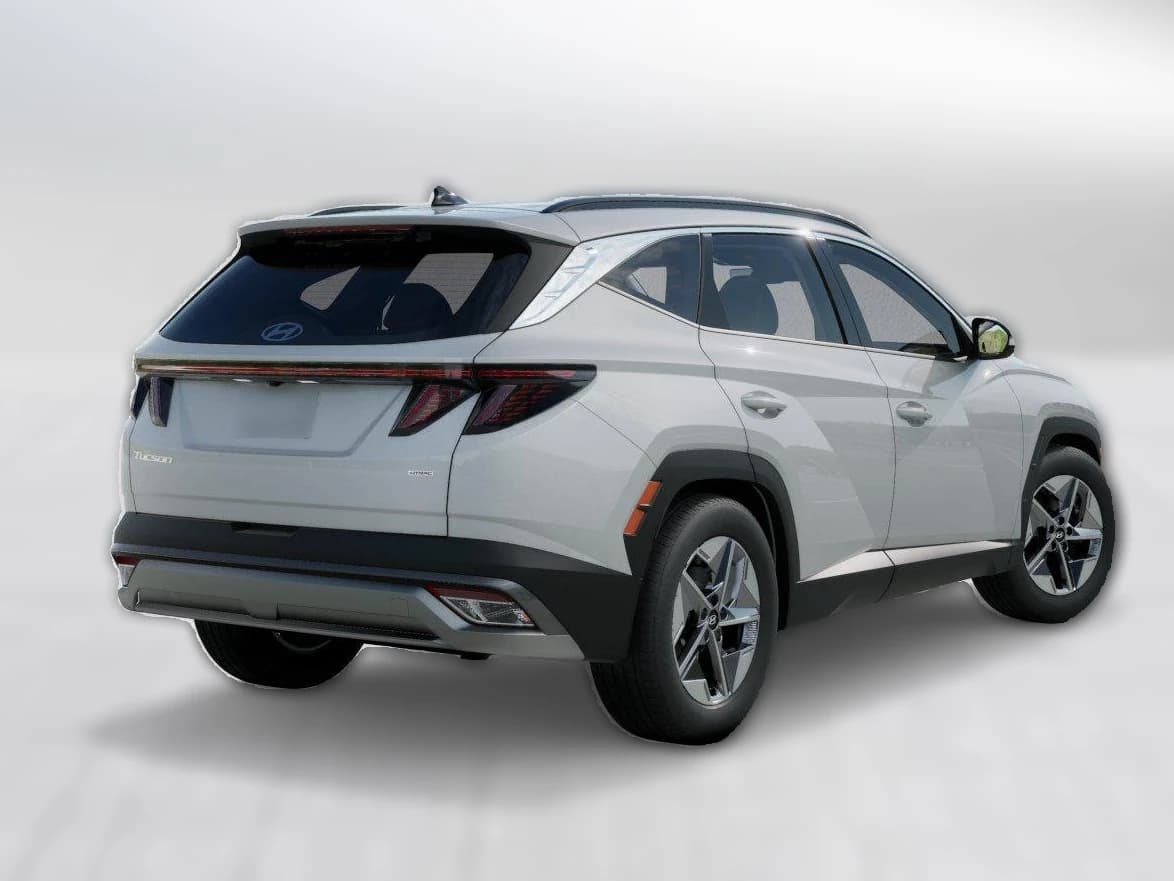 Hyundai Tucson SEL Premium AWD 2026 — side view
