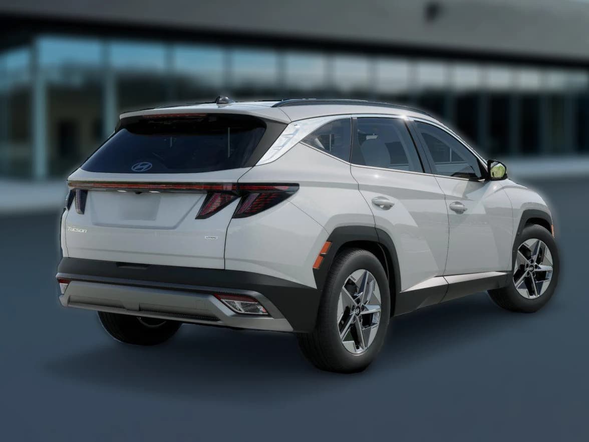 Hyundai Tucson SEL Premium AWD 2026 — side view