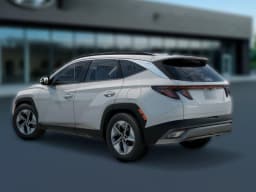 Hyundai Tucson SEL Premium AWD 2026 — side view