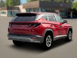 Hyundai Tucson SEL Premium AWD 2026 — side view