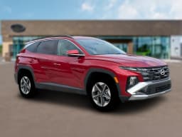 Hyundai Tucson SEL Premium AWD 2026 — side view