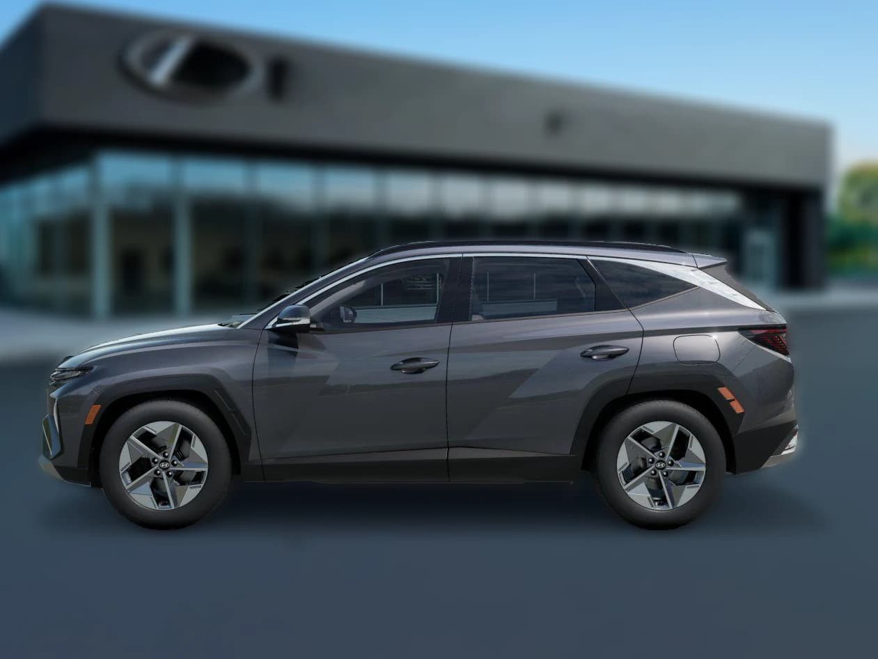 Hyundai Tucson SEL Premium AWD 2026 — side view