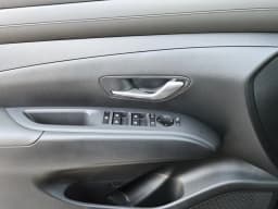 Hyundai Tucson Limited FWD 2026 — side view