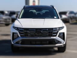 Hyundai Tucson Limited FWD 2026 — side view