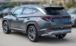 Hyundai Tucson Limited FWD 2025 — side view