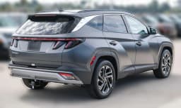Hyundai Tucson Limited FWD 2025 — side view