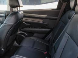 Hyundai Tucson Limited FWD 2025 — side view