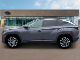 Hyundai Tucson Limited FWD 2026 — side view