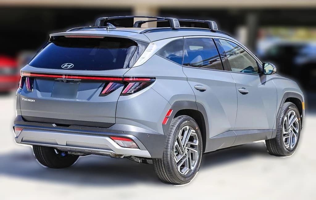 Hyundai Tucson Limited FWD 2026 — side view