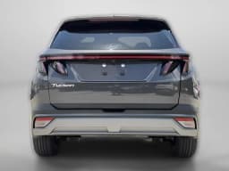 Hyundai Tucson Limited FWD 2026 — side view