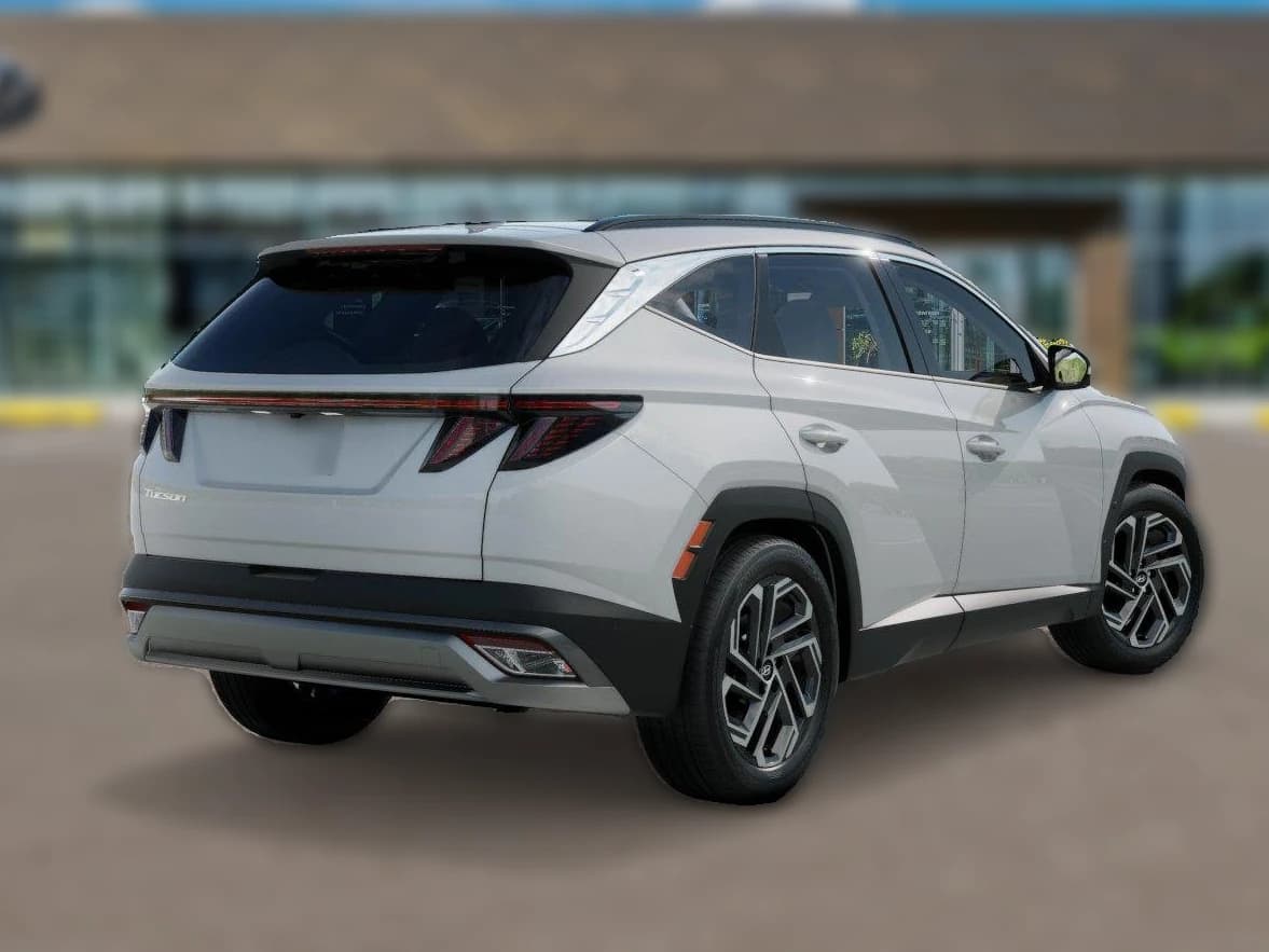 Hyundai Tucson Limited FWD 2026 — side view