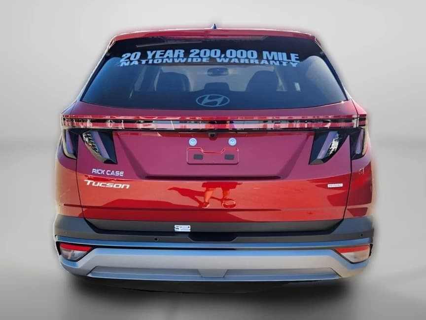 Hyundai Tucson Limited FWD 2026 — side view