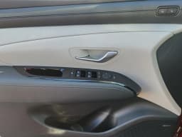 Hyundai Tucson Limited FWD 2026 — side view