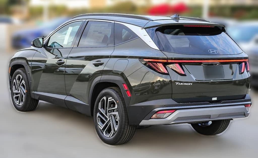 Hyundai Tucson Limited FWD 2026 — side view