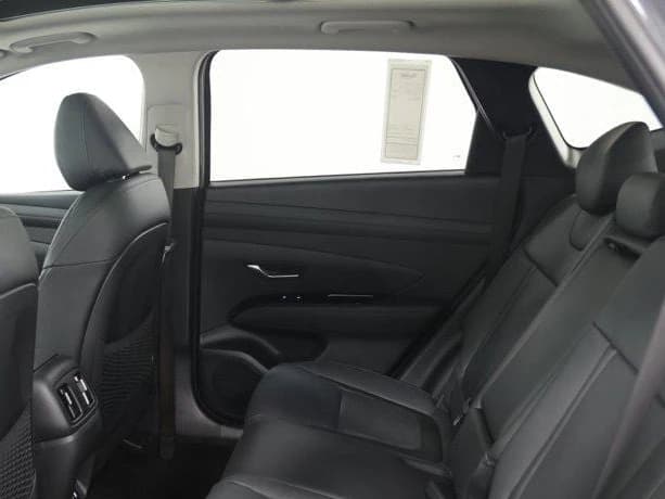 Hyundai Tucson Limited AWD 2026 — side view