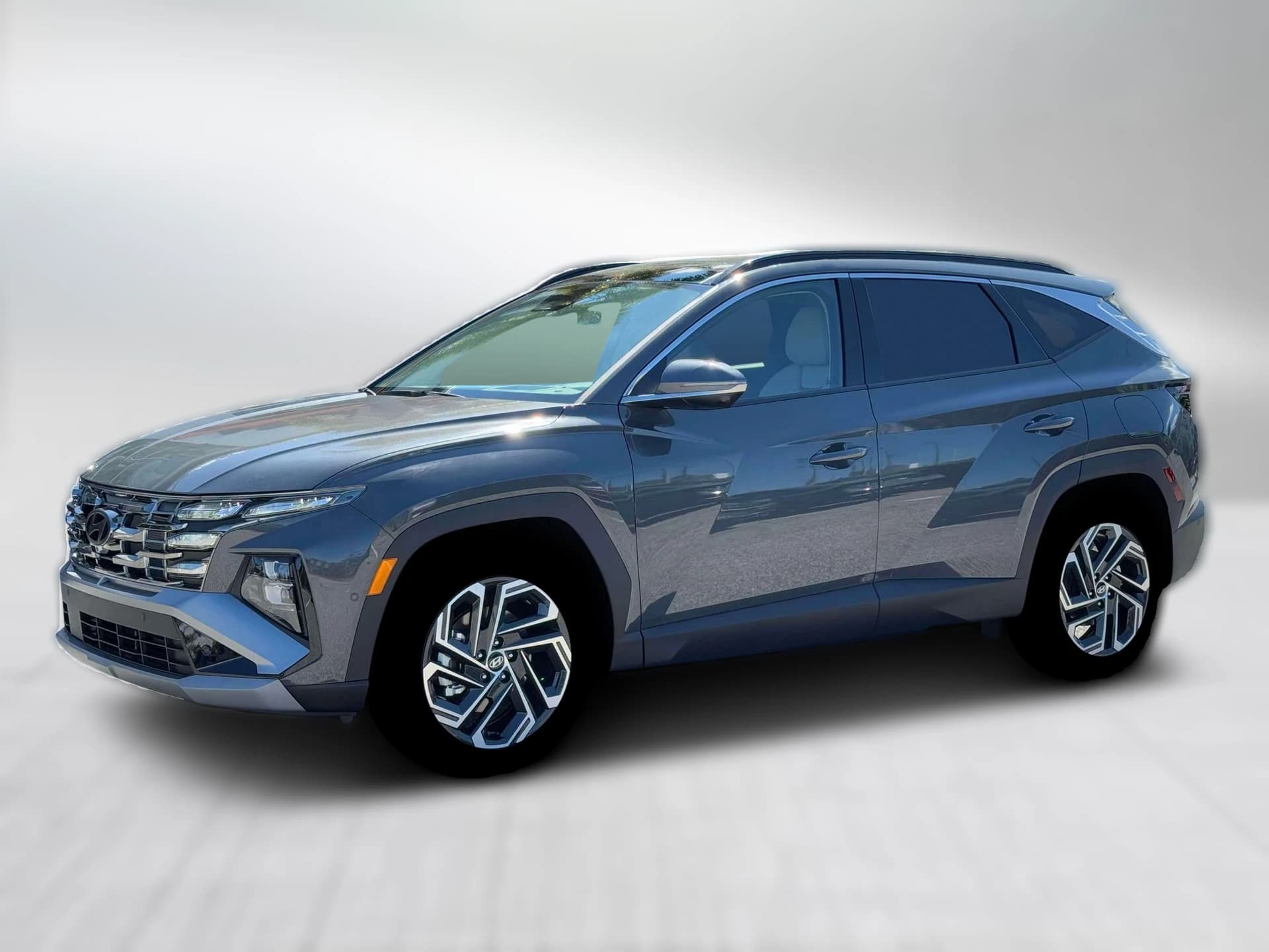 Hyundai Tucson Limited AWD 2026 — side view