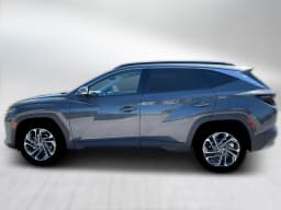 Hyundai Tucson Limited AWD 2026 — side view