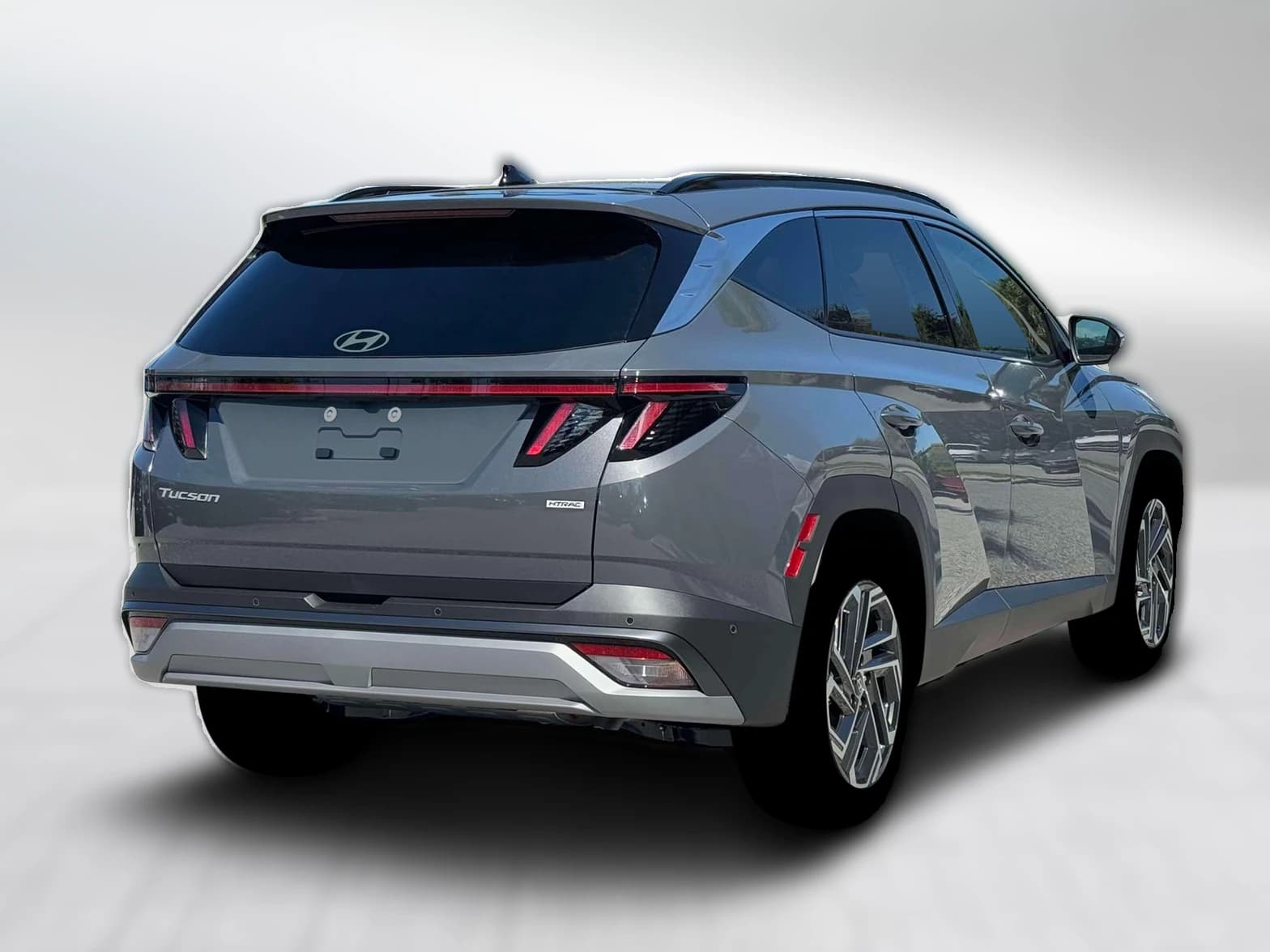 Hyundai Tucson Limited AWD 2026 — side view