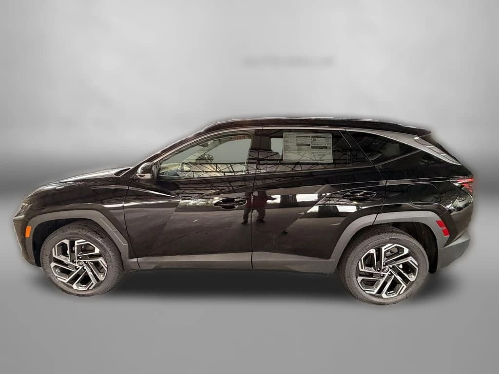Hyundai Tucson Limited AWD 2026 — side view