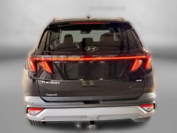 Hyundai Tucson Limited AWD 2026 — side view