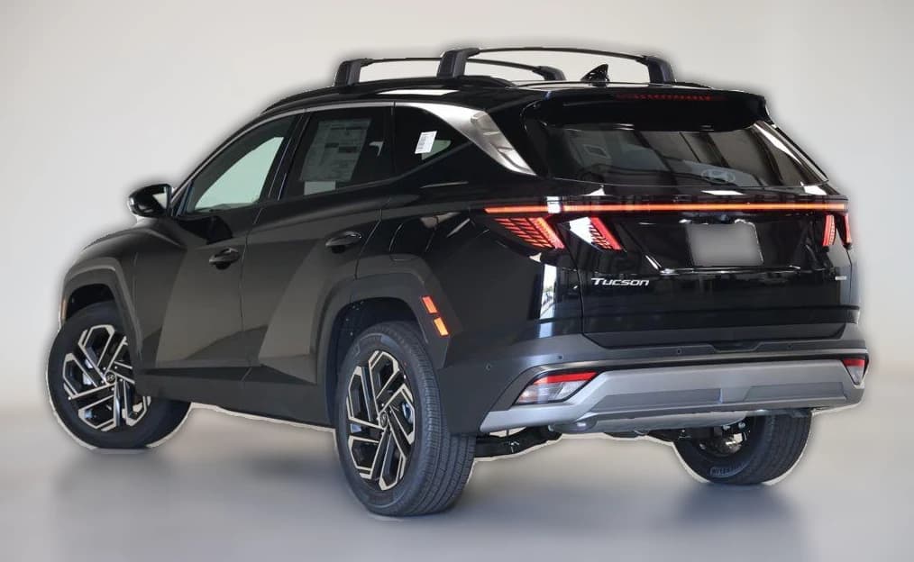 Hyundai Tucson Limited AWD 2026 — side view