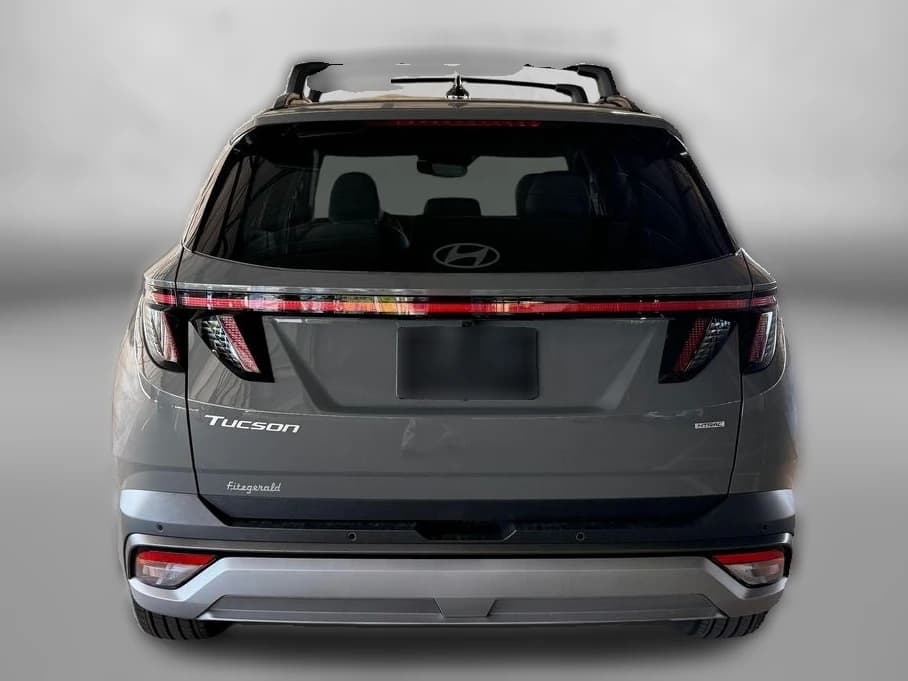Hyundai Tucson Limited AWD 2026 — side view