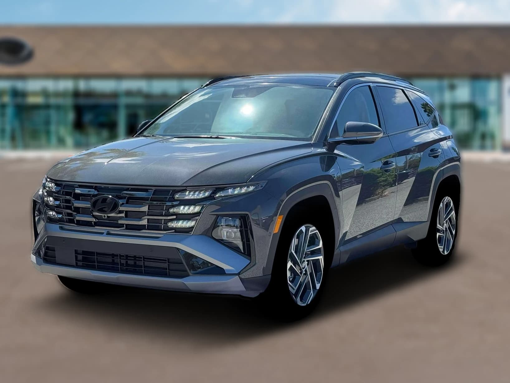 Hyundai Tucson Limited AWD 2026 — side view