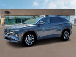 Hyundai Tucson Limited AWD 2026 — side view