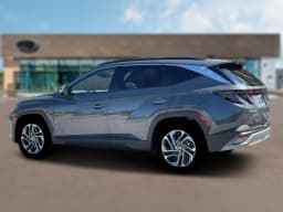 Hyundai Tucson Limited AWD 2026 — side view