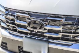 Hyundai Tucson Limited AWD 2026 — side view