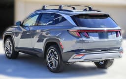 Hyundai Tucson Limited AWD 2026 — side view