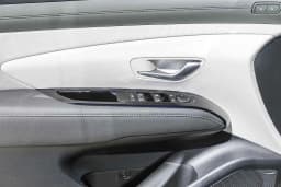 Hyundai Tucson Limited AWD 2026 — side view