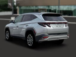 Hyundai Tucson Limited AWD 2026 — side view