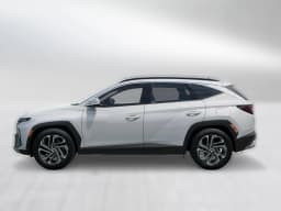 Hyundai Tucson Limited AWD 2026 — side view