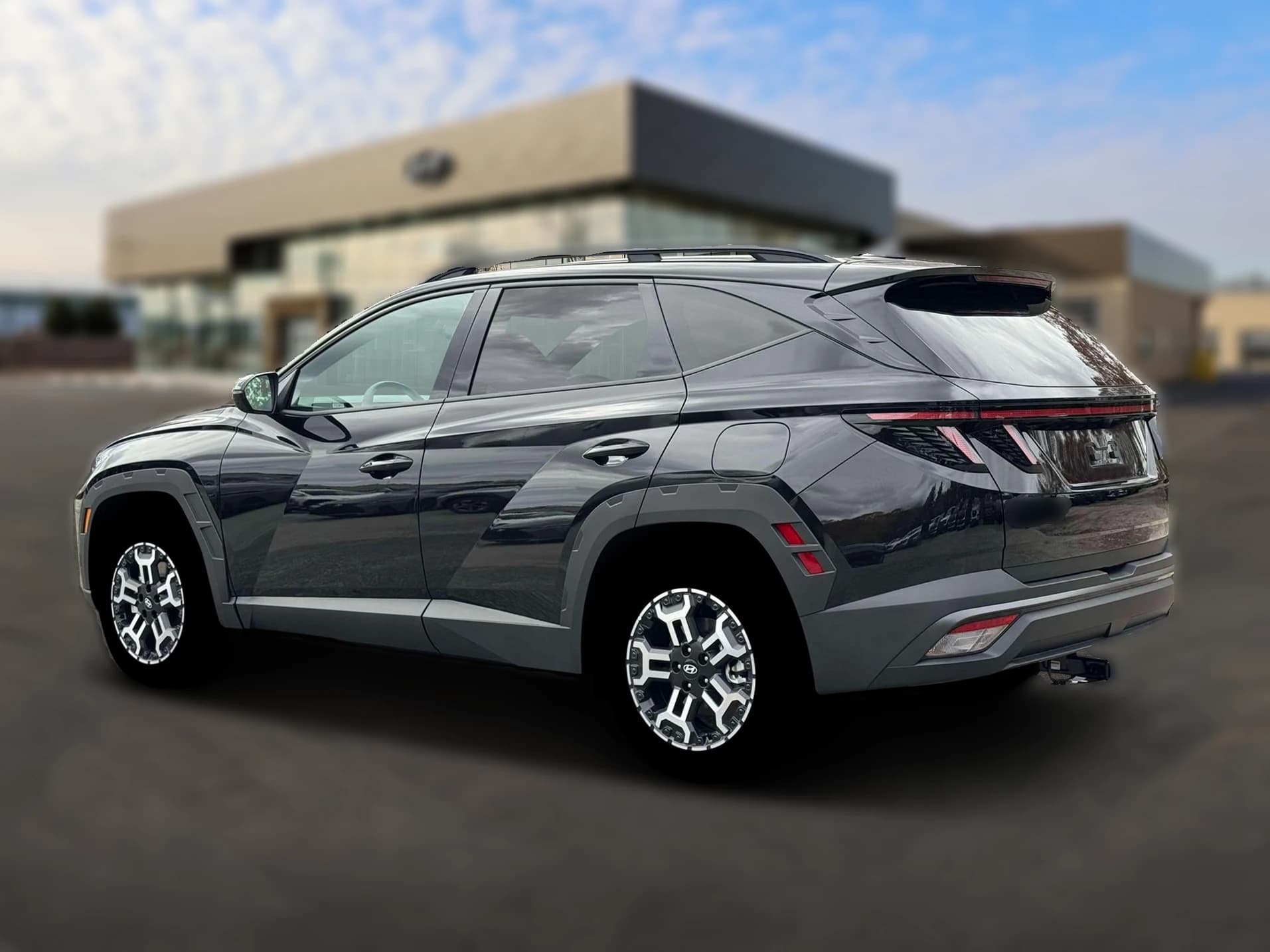 Hyundai Tucson XRT AWD 2026 — side view