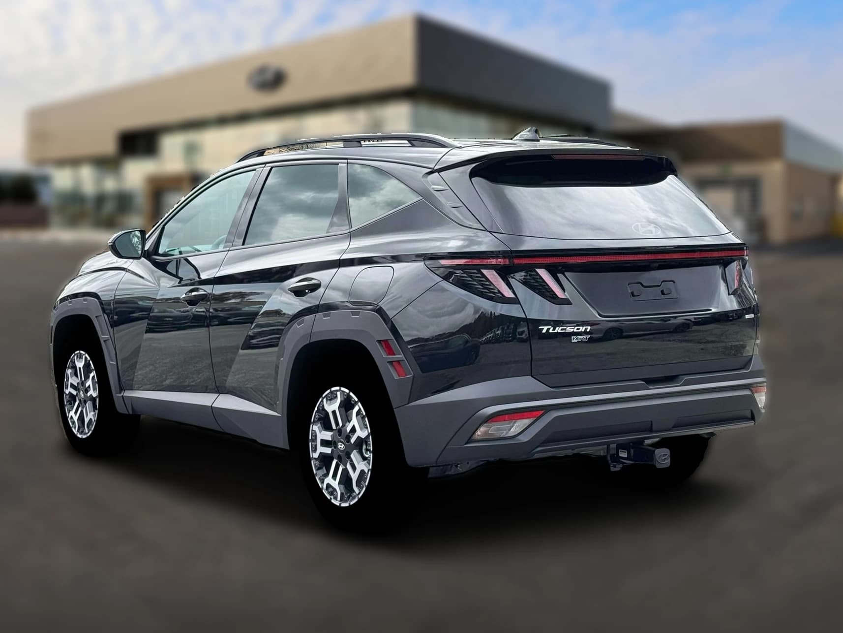 Hyundai Tucson XRT AWD 2026 — side view