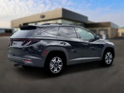Hyundai Tucson XRT AWD 2026 — side view