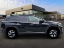 Hyundai Tucson XRT AWD 2026 — side view