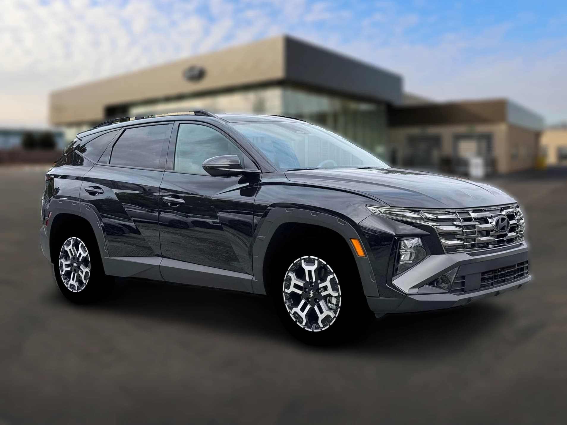 Hyundai Tucson XRT AWD 2026 — side view