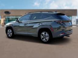 Hyundai Tucson XRT AWD 2026 — side view